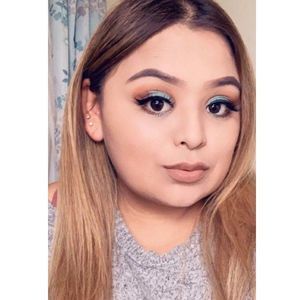 Meet your Posher, Tanya